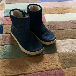 UGG Kids Rye boots size 1